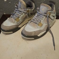 Jordan 4s
