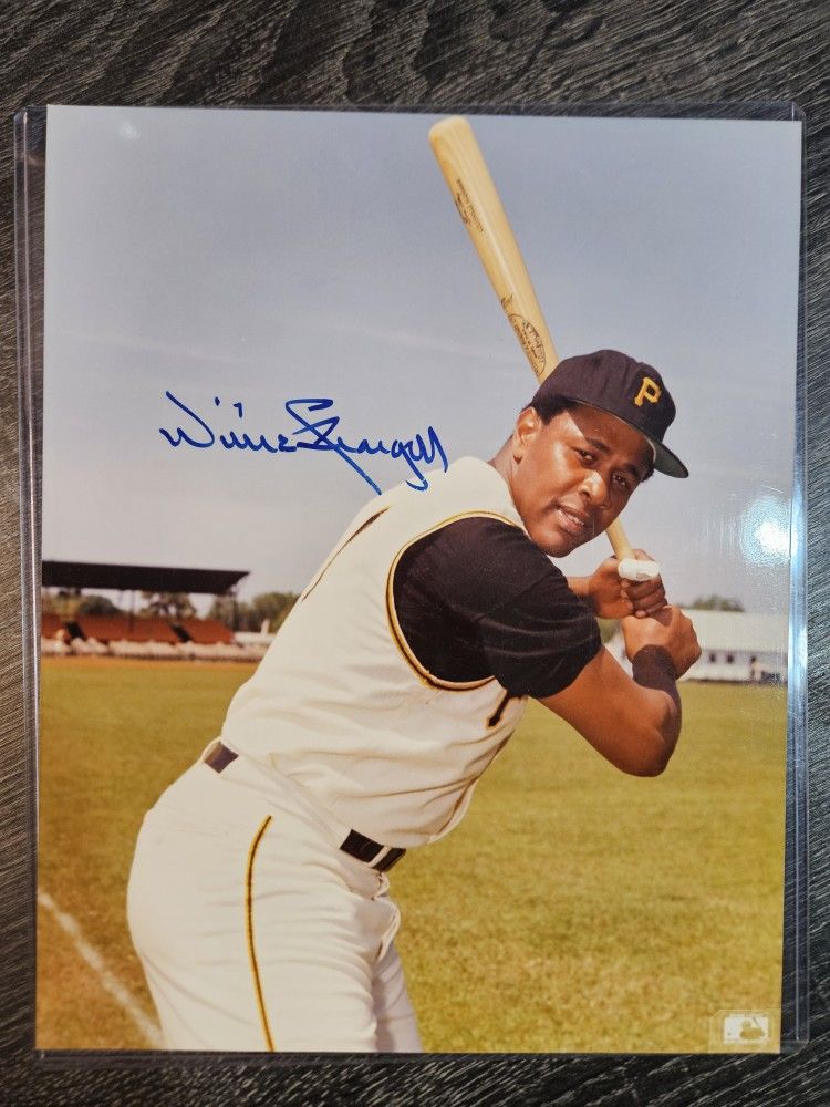 Signed Willie Stargell Pittsburgh Pirates 8x10 Photo Autograph MLB Baseball Picture Auto