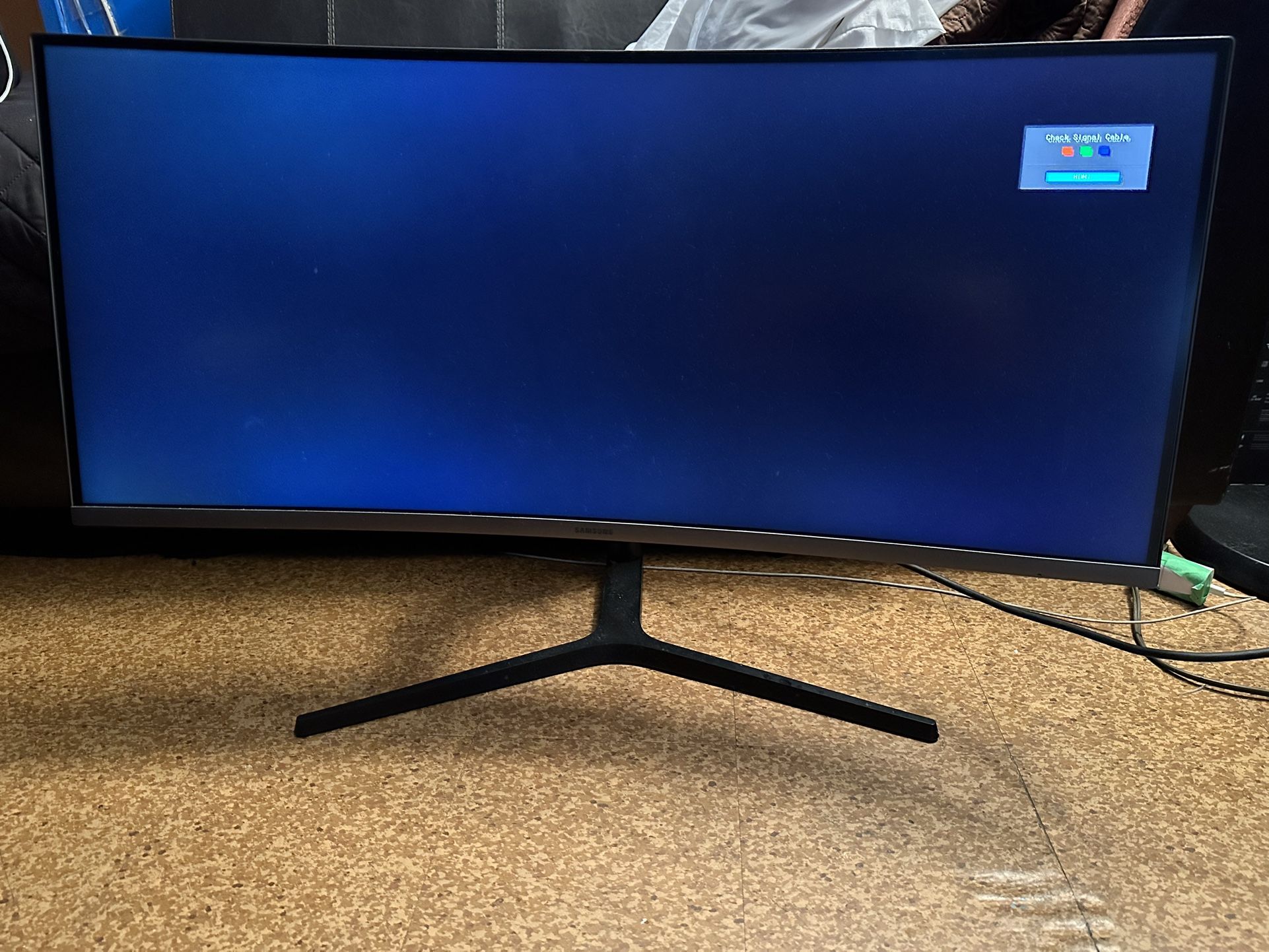 Samsung CH890 series 34” Ultra wide Curve Monitor for Sale in Brooklyn