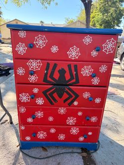 Spider-Man Themed 5-Drawer Kids Dresser