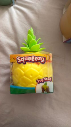 Squeeezy Pineapple Squishy Stress Toy