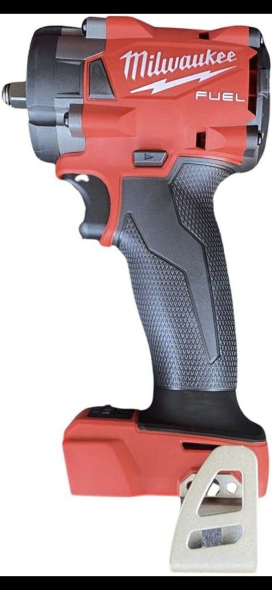 Milwaukee
M18 FUEL GEN-3 18V Lithium-Ion Brushless Cordless 3/8 in. Compact Impact Wrench with Friction Ring (Tool-Only)