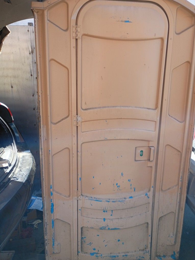 Portal Potty