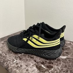 ADIDAS Trefoil Sobakov Men's Size 9.5 Black Semi Frozen Yellow