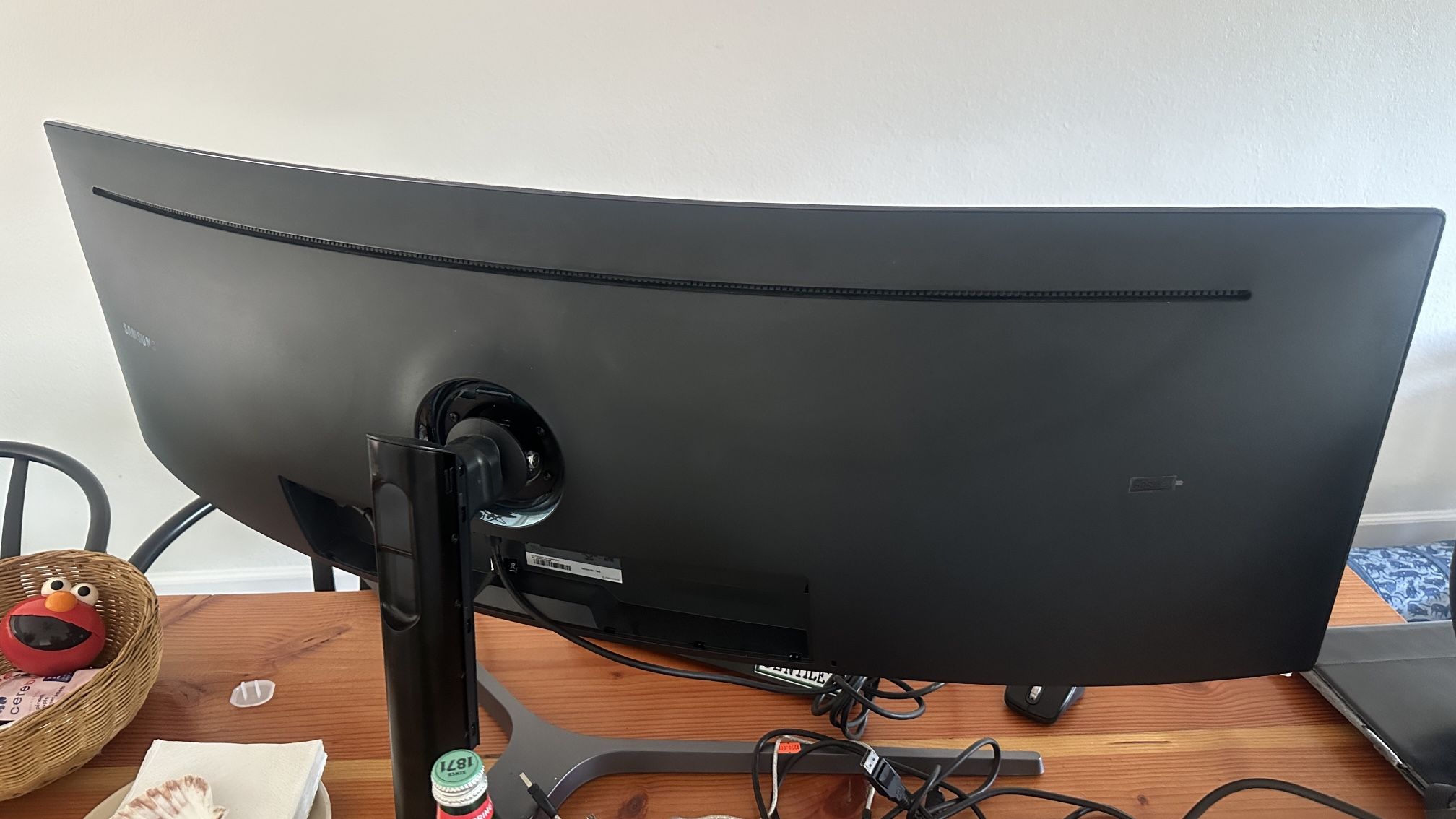 Samsung 49" Curved Screen Quantum Dot LED LCD Monitor - 32:9 Screen Gaming Pc
