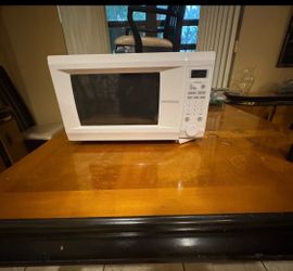 Small microwave