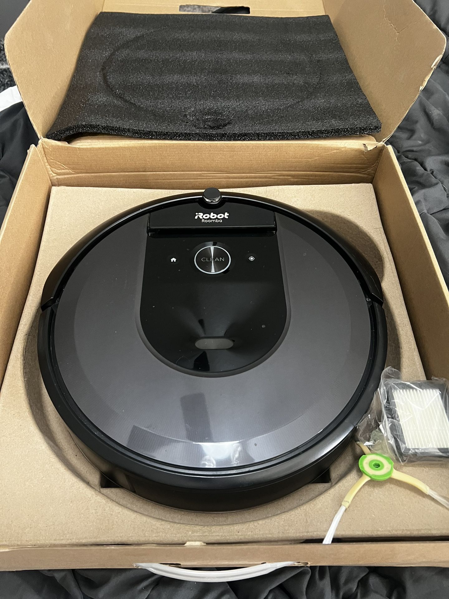 iRobot Roomba i7