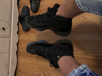 Jordan 11 size 10/5