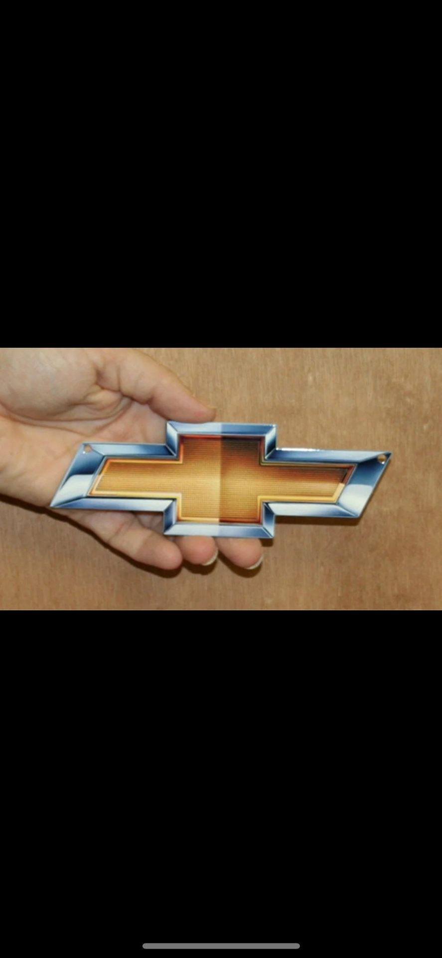 Front Chevy grill emblem