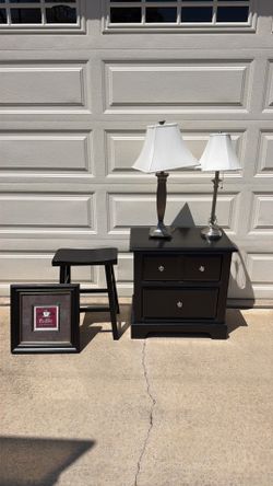 Stool and lamps