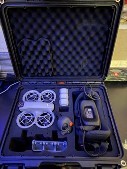 DJI Neo drone