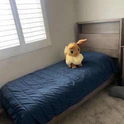 Twin Bed 