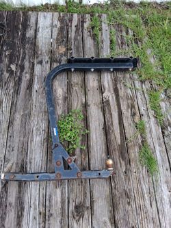 Reese Outfitter Adventure System Hitch Bike Rack