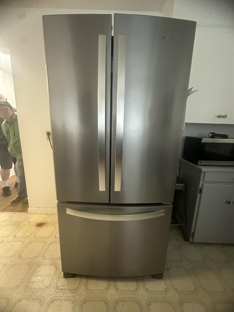 Whirlpool Refrigerator, French Doors, bottom freezer