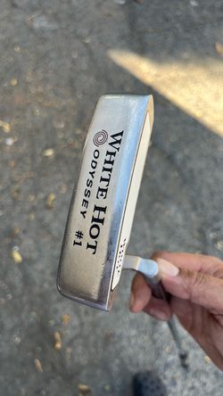 Golf club putter