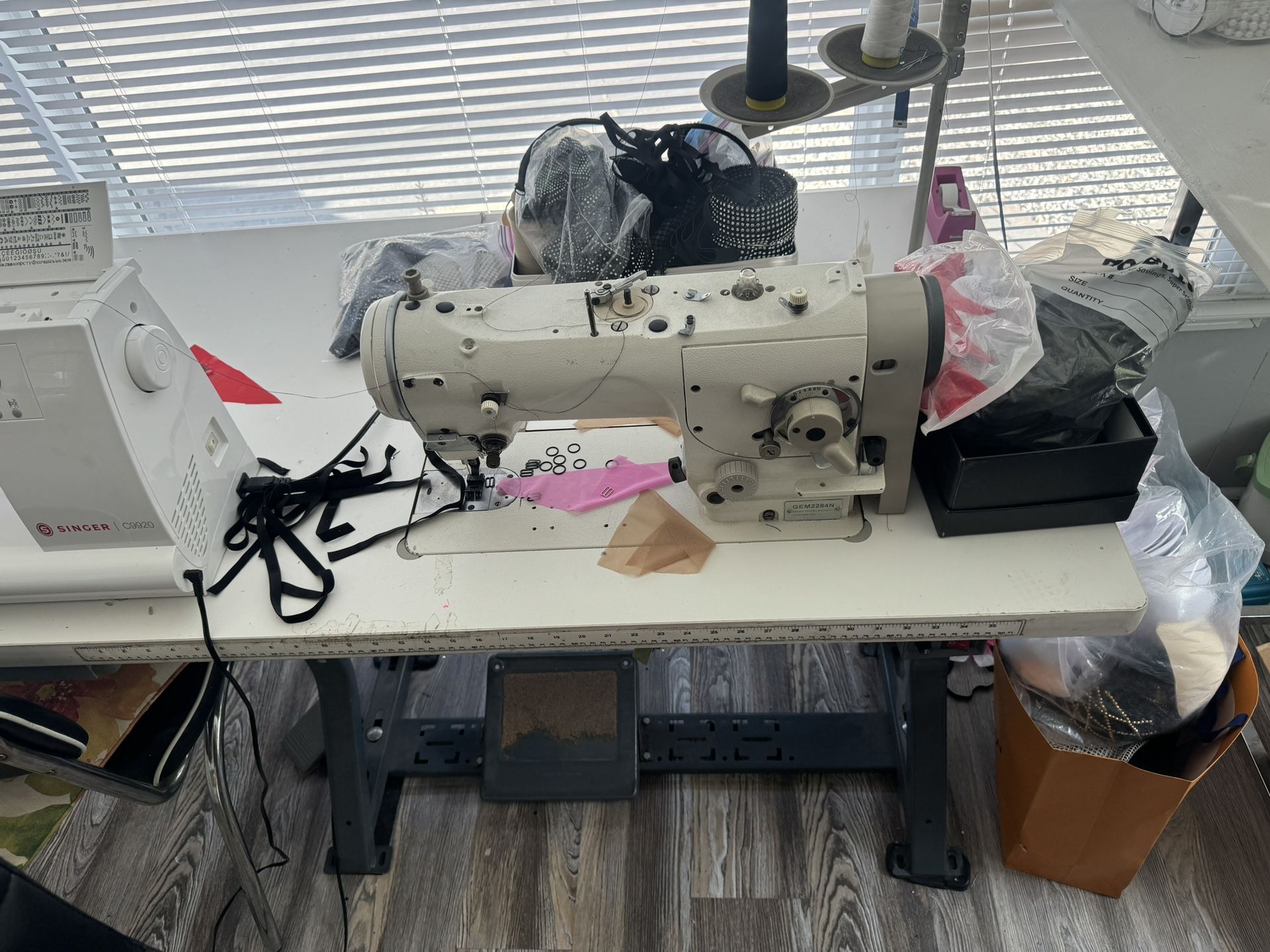 Industrial Sewing Machine Zig Zag