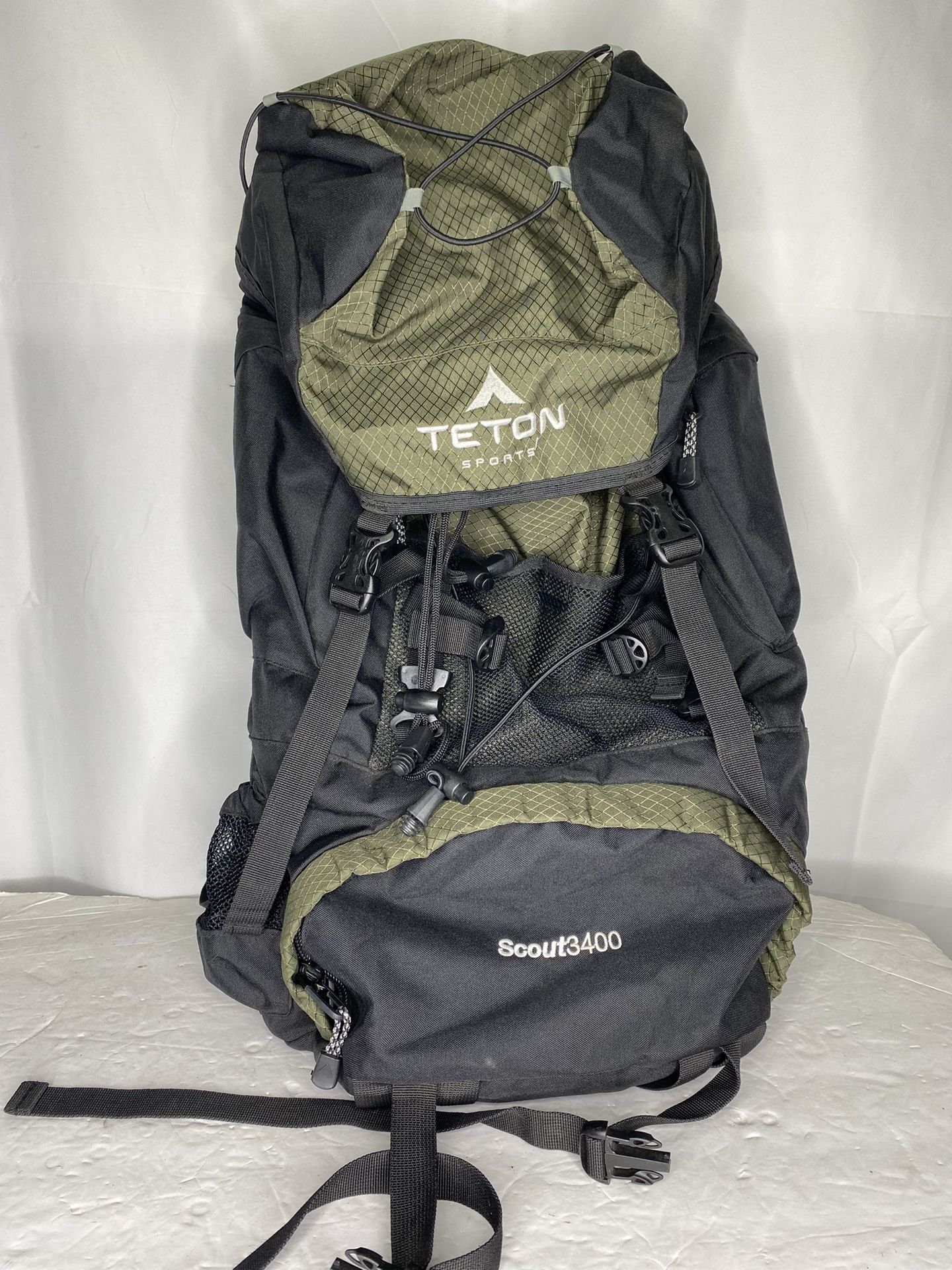 Teton Sports Scout 3400 Hiking Backpack Black Green 55L Backcountry Camping