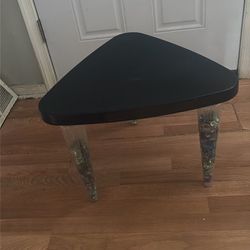 Small corner night stand table