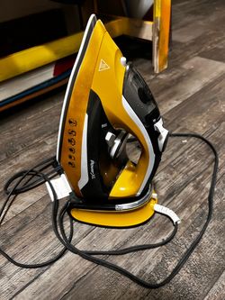 PowerXL Steam Iron with Base