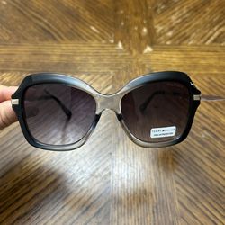 NWT Tommy Hilfiger women sunglasses