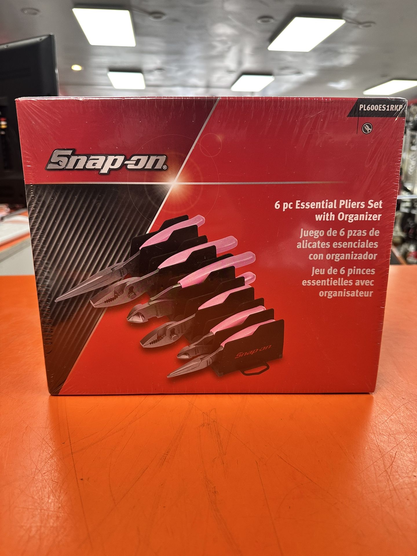 Snap On 6pc Pink Pliers Set