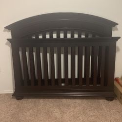 Crib / Bed