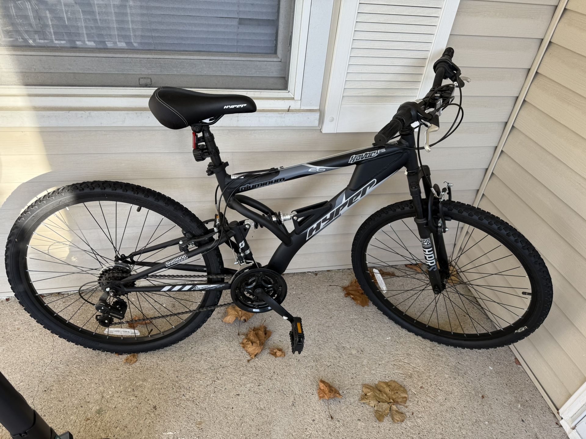 24in Hyper Mountain Bike