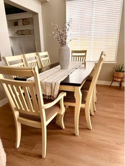 10-Piece Two-Tone Expandable Dining Table Set with 8 Chairs