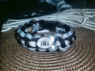 Custom Handcrafted Paracord Bracelets