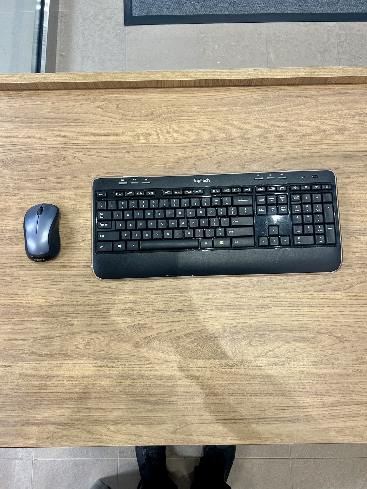 Logitech - Full-size Advanced Wireless Keyboard for PC