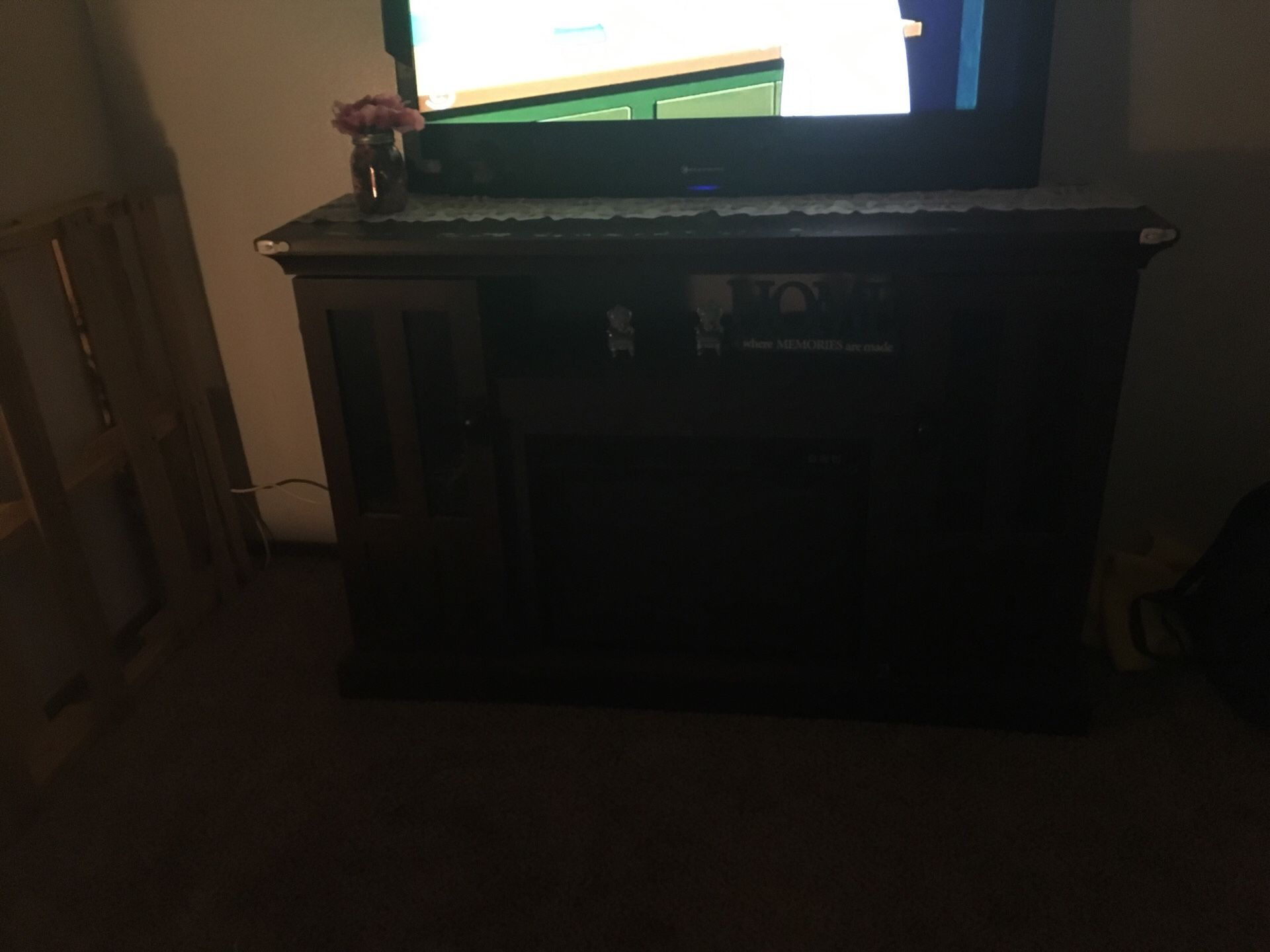 Entertainment stand