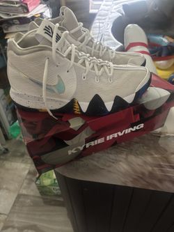 NCAA Tournament Kyrie 4