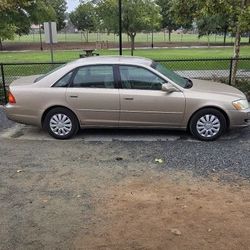 2004 Toyota Avalon