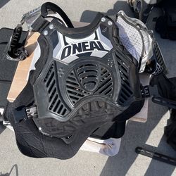 Size L xL O’Neal Chest Protector