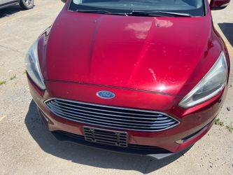 Ford focus titanium 2016