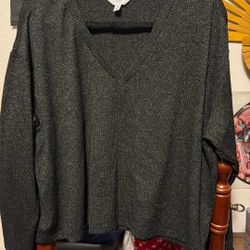 Cropped Women’s Shirt. 