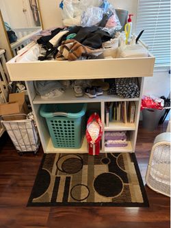 Child crib and changing table