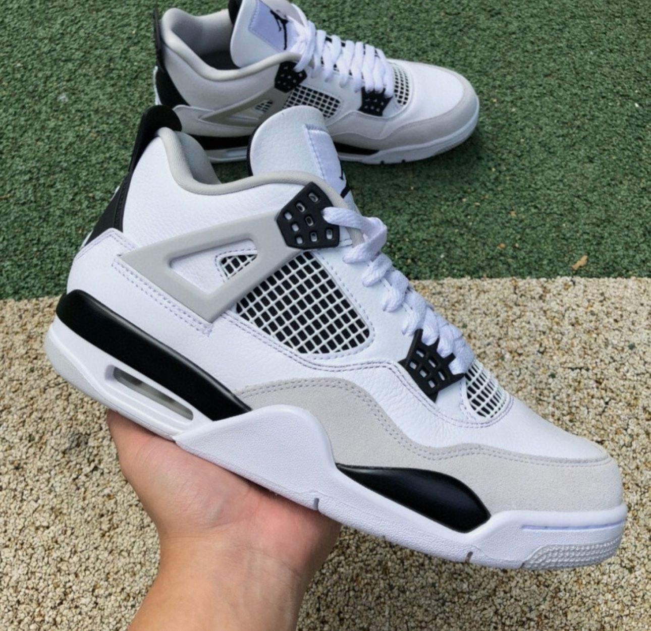 Jordan 4’s Military Black 