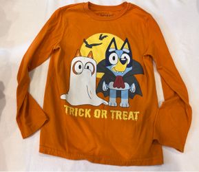 Bluey Halloween shirt size 7 kids