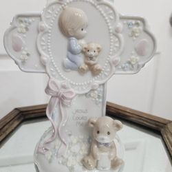 Communion Precious Moments Child Cross NEW NO BOX