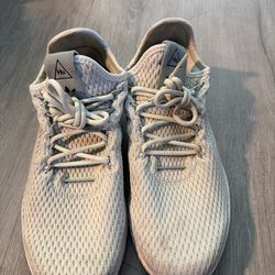 Adidas Pharrell Williams 7m 8.5w