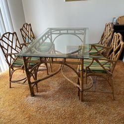 Glass Table With Four Chairs 