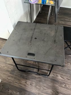 99 Honda CRV trunk cover / Table