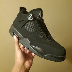 Jordan 4 Black Cats 