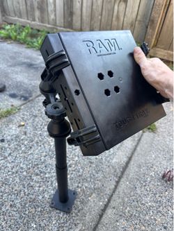 RAM Tough-Tray