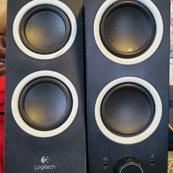 Logitech Speakers Z200