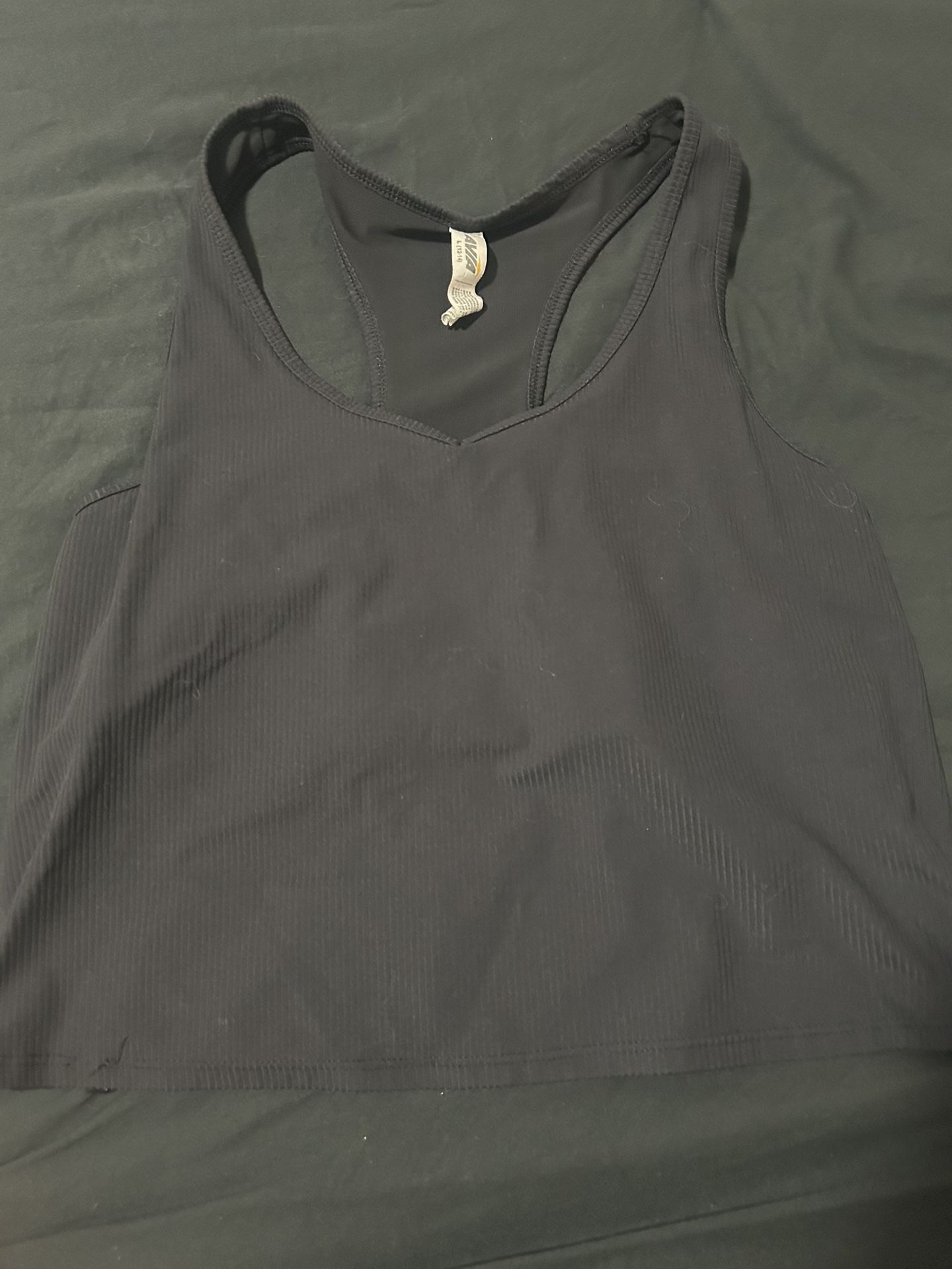 CROP TOP WITH BUILT IN SPORTS BRA