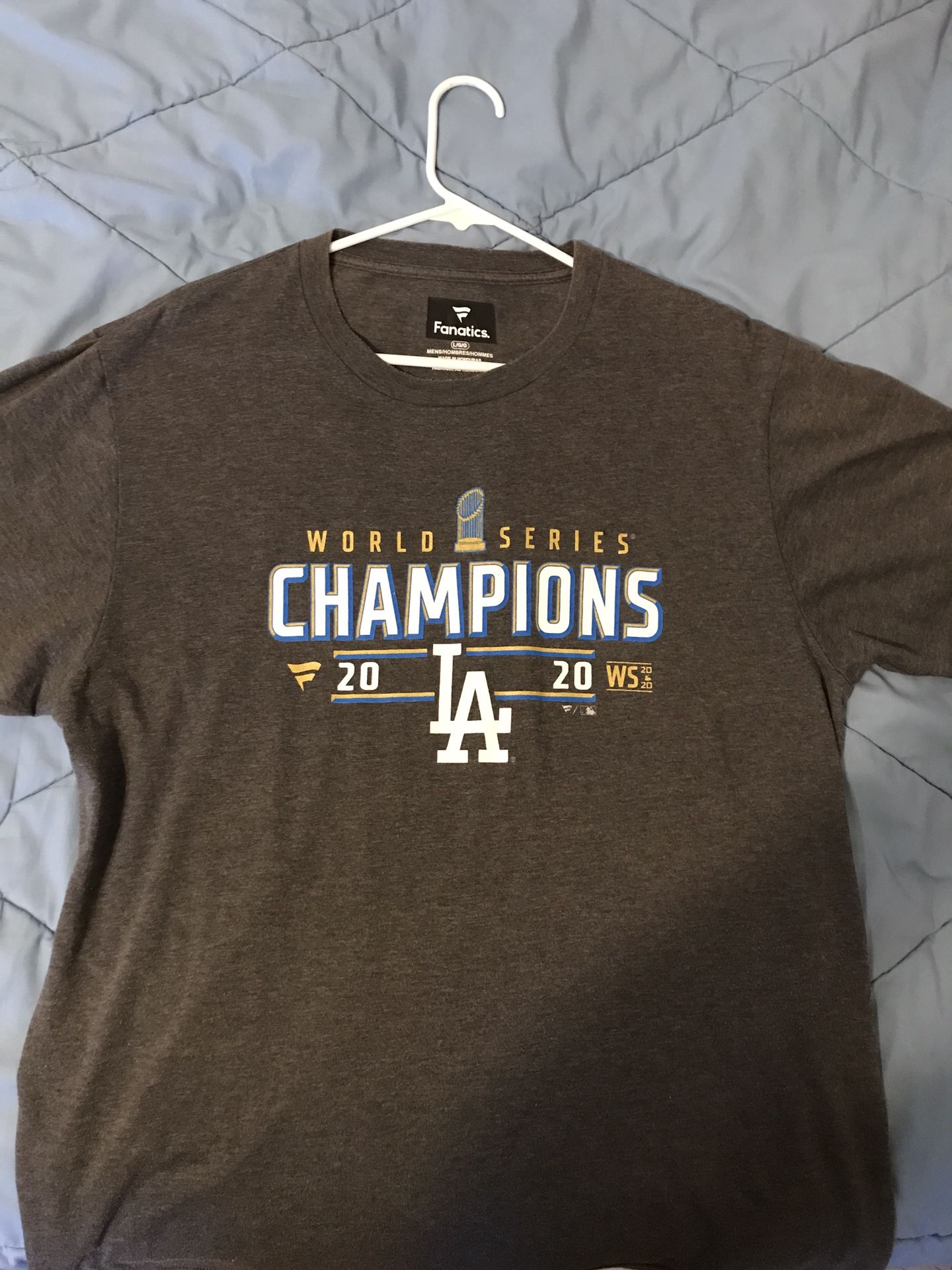 LA Dodgers World Series Champions T Shirt Size Large