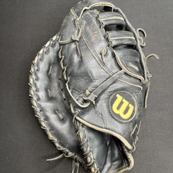 WILSON A2000 Pro Stock FIRST BASE GLOVE A2802 Baseball Black Leather Left Hand Throw Broken In