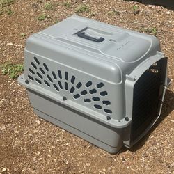 Dog Crate /Kennel  (OBO)